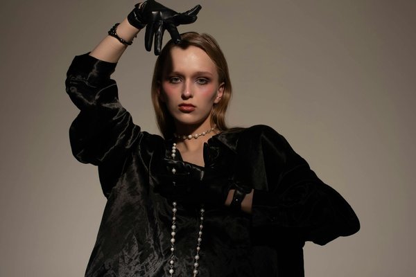 Quels sont les avantages de la pratique régulière du yoga Bikram pour la santé physique?